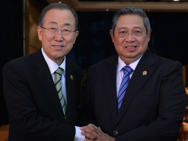 SBY Bertemu Sekjen PBB Ban Ki-moon SBY Bertemu Sekjen PBB Ban Ki-moon