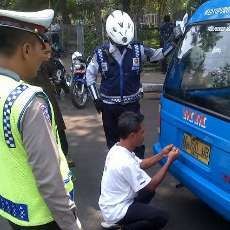 Pasca Uji Coba Satu Arah Gagal, Dishub Gelar Razia Mikrolet