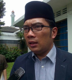 Jadi Pilot Project Kota Hemat Energi, 27 Ribu Lampu Jalan di Bandung akan Diganti