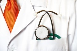Jengkel Melihat Dokter Beasiswa Tak Kembali ke Daerah, Menkes: Tahan STR-nya!
