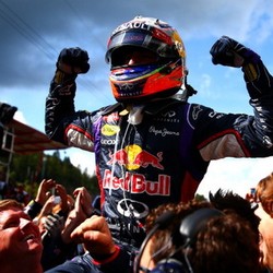 Performa Ricciardo Kejutkan Red Bull