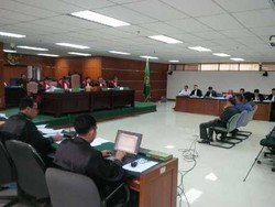 Sopir Anas Bantah Terima Bungkusan Uang dari Utusan Nazaruddin