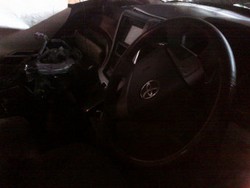 Body Alphard Hancur Ditabrak Kereta, Namun Airbagnya Tak Mengembang