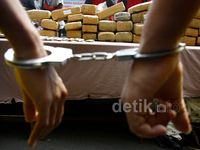 Polisi Bekuk 6 Pengedar Ganja