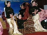 Tari Batik Buka Pameran ITCEF 2014