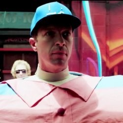 Kisah Haru Chris Martin di Video Klip True Love Coldplay