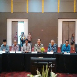 Selain Tol, Pemerintah Juga Bangun Kereta Api Trans Sumatera