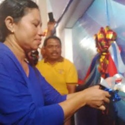 Resmikan Pabrik Es di Maluku, Dahlan Minta Ibu Hamil Gunting Pita