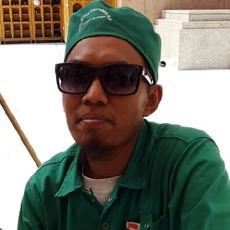 Kisah Aziz dan Ribuan Gelas Plastik di Masjid Nabawi