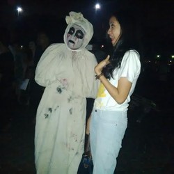 Kisah Rio yang Mencari Peruntungan dari Hantu Pocong di Monas