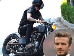 Aduh, David Beckham Jatuh dari Motor Vintage 93