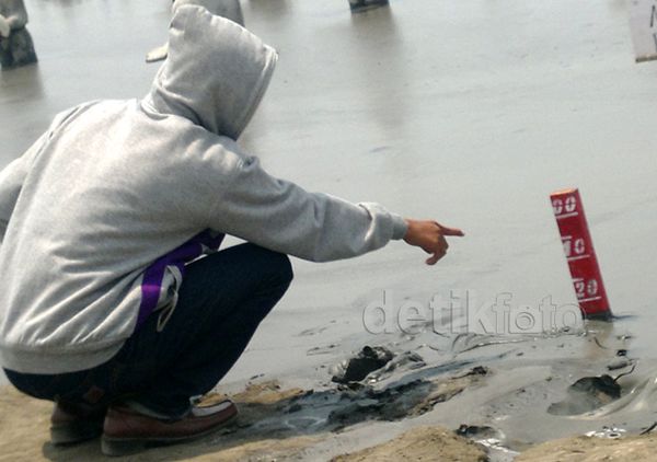 Tanggul Lumpur Lapindo Mengkhawatirkan