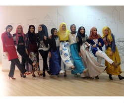 Hari Ini, 10 Finalis Dian Pelangi Goes to New York Kembali Berhadapan dengan Juri