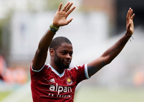 Barca Pinjamkan Song ke West Ham