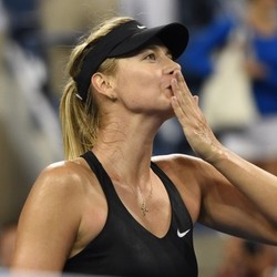 Sempat Dibuat Kesulitan, Sharapova Raih Tempat di Babak Keempat