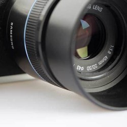 Mengupas Lensa Samsung NX 45mm f/1.8