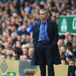 Mourinho: Laga Fantatis, tapi Chelsea Kebobolan Terlalu Banyak