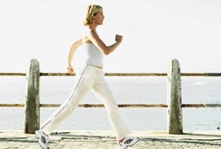 Jalan Cepat Tiap Hari Tingkatkan Peluang Hidup Pasien Kanker