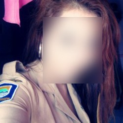 Berurai Air Mata, Eks Istri Andika The Titans Akui Dirinya Perempuan di Foto Mesum PNS