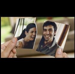 Yang Muda Yang Bercerai