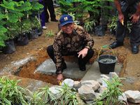 MenPU Resmikan Pembangunan Kebun Raya Batam