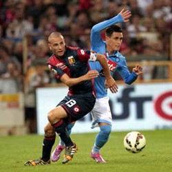 Napoli Mengawali dengan Kemenangan Tipis atas Genoa