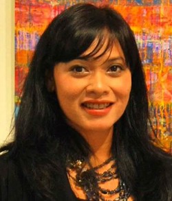 Dari Pegawai Kantoran, Laila Azra Jadi Seniman