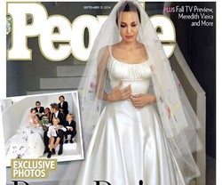 Foto: Gaun Pengantin Angelina Jolie Saat Menikah dengan Brad Pitt
