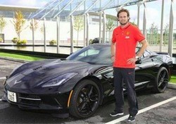 Tunggangan Baru Di Maria dan Daley Blind di Old Trafford