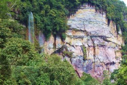 Lembah Harau, Lukisan Alam yang Sempurna di Sumbar
