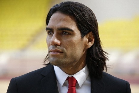 MU Resmi Pinjam Falcao