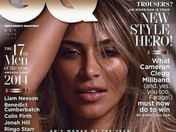 Raih Woman of the Year, Kim Kardashian Pose Telanjang di Majalah GQ