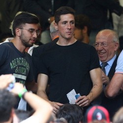 Pakai Nomor 9 di Milan, Torres Ingin Sesukses Van Basten, Weah, dan Inzaghi