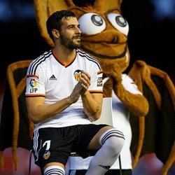 Negredo Bertekad Kembalikan Valencia ke Papan Atas