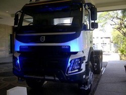 Truk Pintar Volvo Mulai Dikenalkan di Surabaya