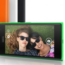 Lumia 735 & 730, Windows Phone Bagi Penggila Selfie
