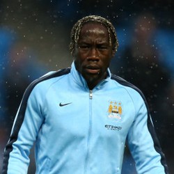 Sagna Tak Keberatan Bersaing dengan Zabaleta di Posisi Bek Kanan