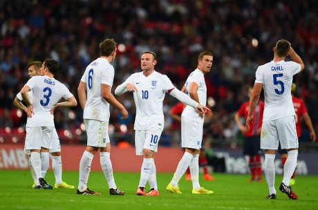 Rooney Nilai Inggris Bisa Tampil Lebih Baik