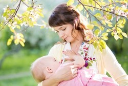 3 Nutrisi yang Tak Boleh Absen Diberikan Agar si Kecil Jadi Anak Cerdas