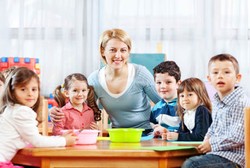 Bunda, Ini Caranya Memastikan Anak Anda Aman Ketika di Day Care