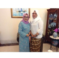 Berbaju Putih, Iriana Temui Istri JK Rancang Industri Kreatif Perempuan