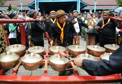 Gamelan Yogyakarta Disumbangkan ke National Concert Hall Dublin