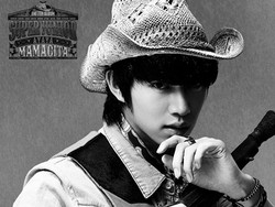 Heechul Kenang Kecelakaan Mobil Super Junior 8 Tahun Lalu