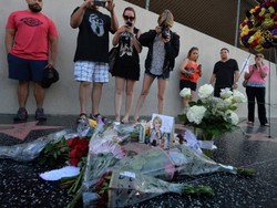 Joan Rivers Meninggal Dunia, Gisele Bundchen Adu Yoga