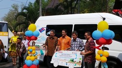 Mobil Klinik Indosat Sambangi Yogyakarta