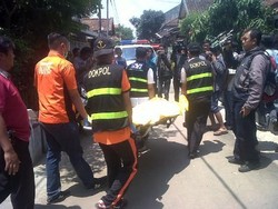 Perempuan Tua di Bandung Tewas Dibantai Anak Kandung?