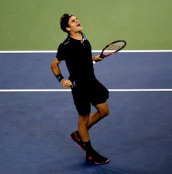 Tertinggal Dua Set Lebih Dulu, Federer Akhirnya Kalahkan Monfils