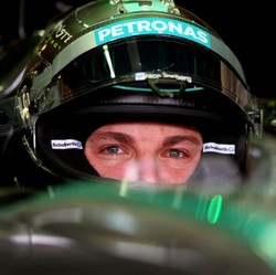 Rosberg Ukir Waktu Tercepat, Hamilton Kini Kedua