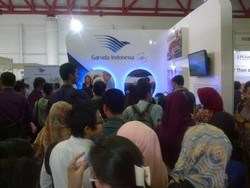 Tawarkan Posisi Pramugari Hingga Koki, Stand Garuda Diserbu Pelamar