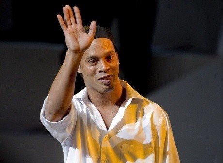 Ronaldinho Lanjutkan Karier di Meksiko